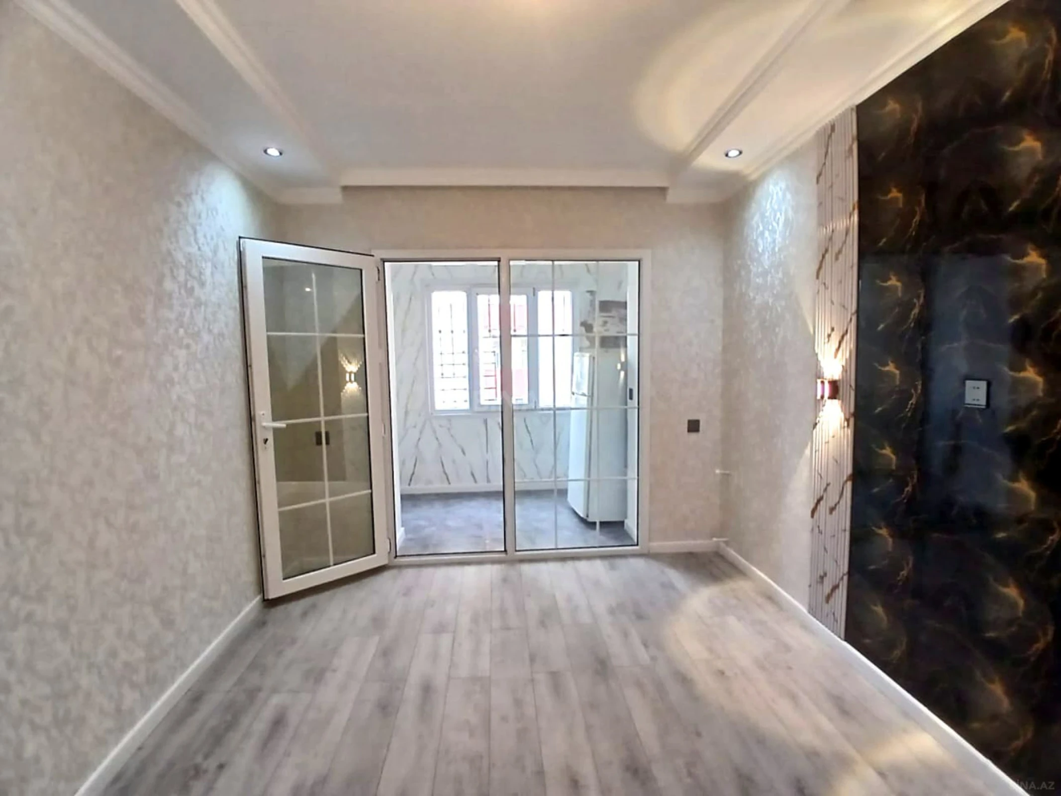 Satılır 2 otaqlı mənzil 30 m²