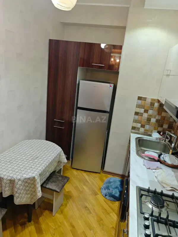 Kirayə verilir 2 otaqlı mənzil 65 m²