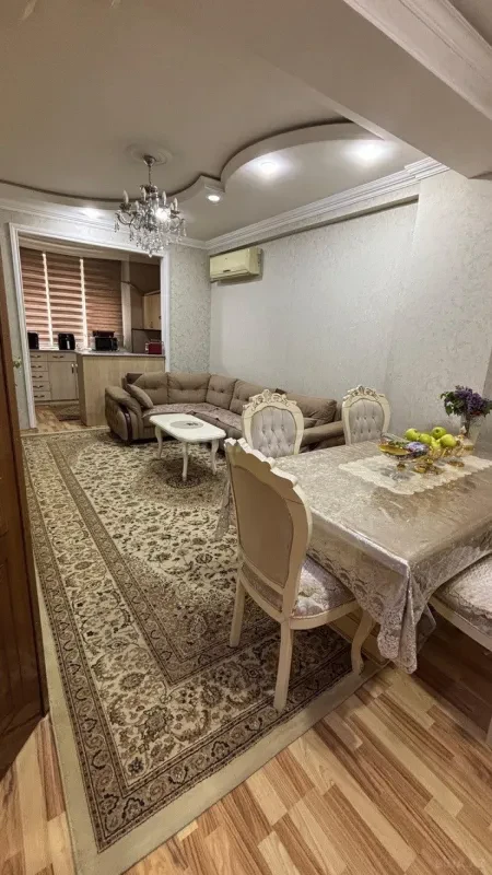 Satılır 3 otaqlı mənzil 95 m²