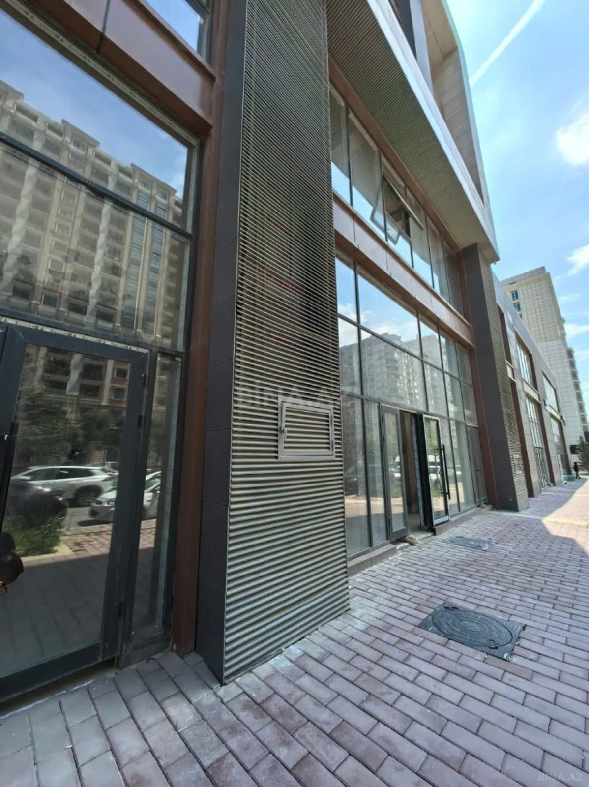 Satılır obyekt 92.5 m²