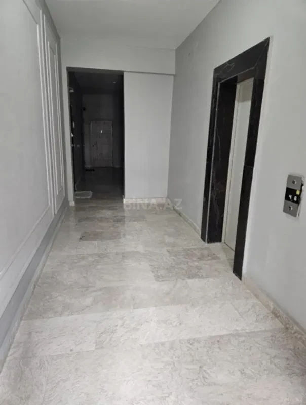 Satılır 2 otaqlı mənzil 100 m²