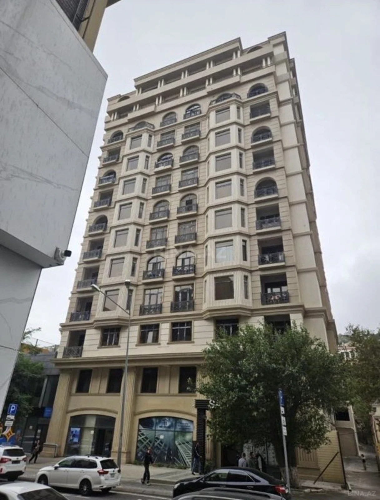Satılır 2 otaqlı mənzil 100 m²