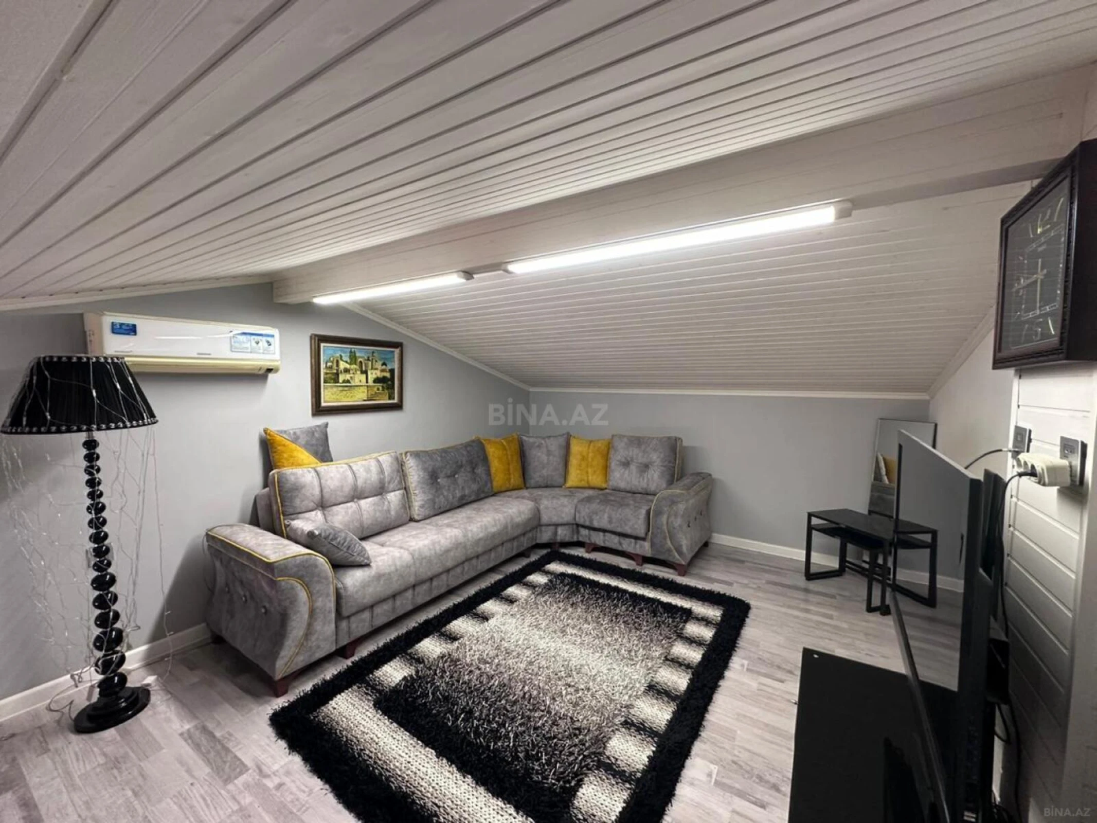 Satılır 3 otaqlı mənzil 78 m²