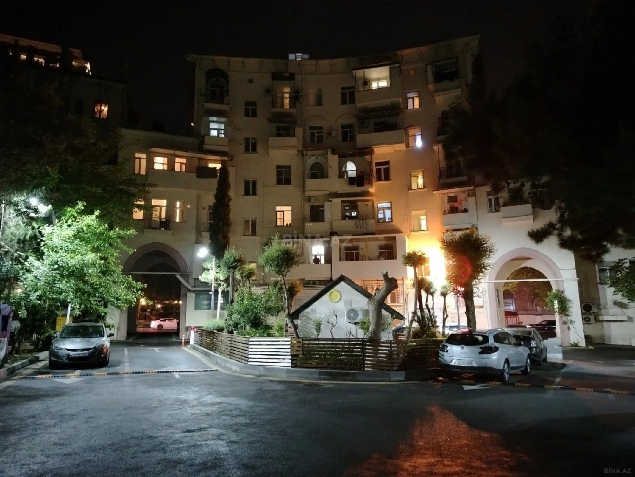 Kirayə verilir 2 otaqlı mənzil 65 m²