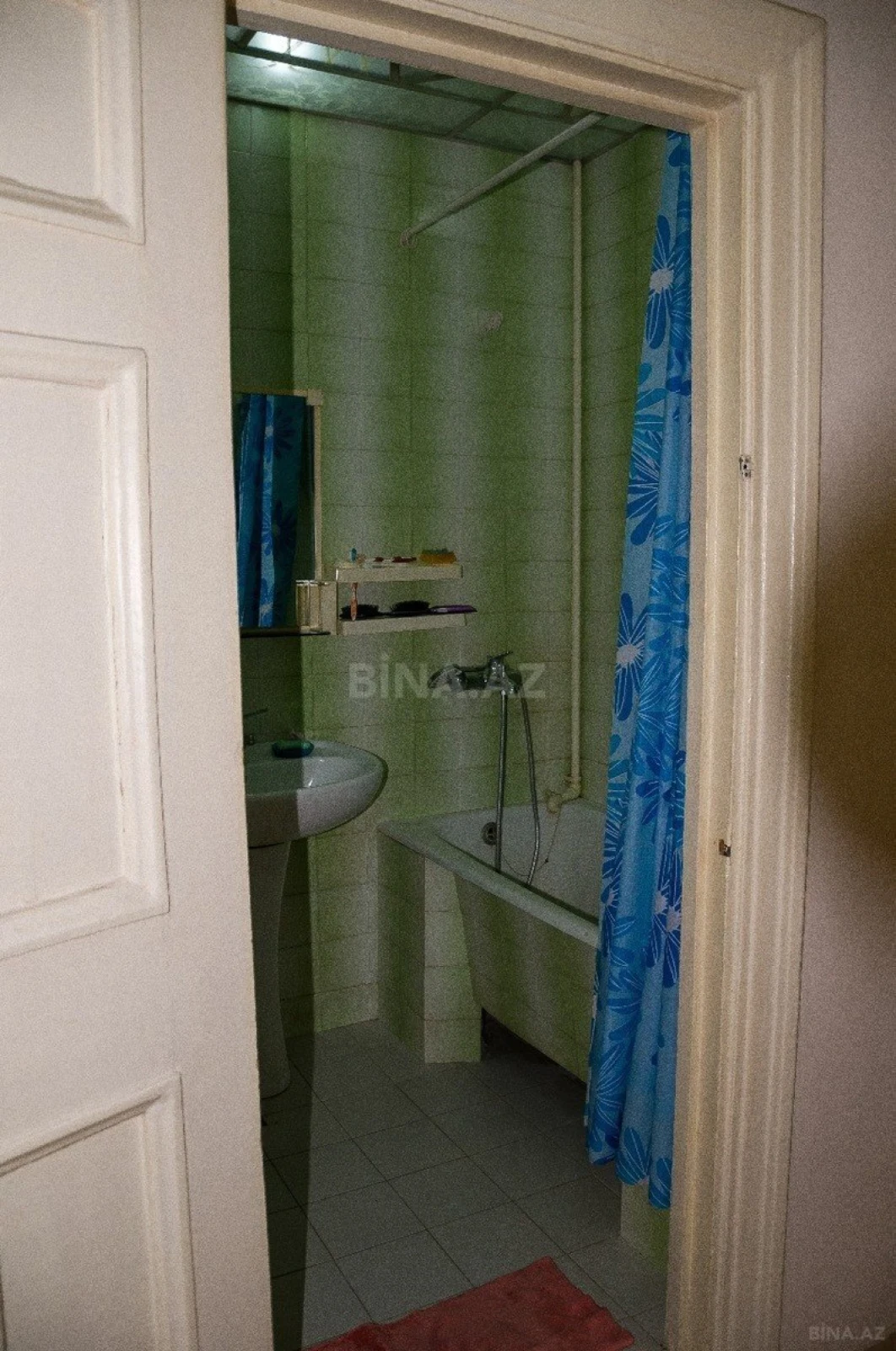 Kirayə verilir 2 otaqlı mənzil 65 m²