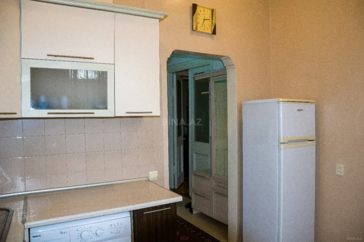 Kirayə verilir 2 otaqlı mənzil 65 m²