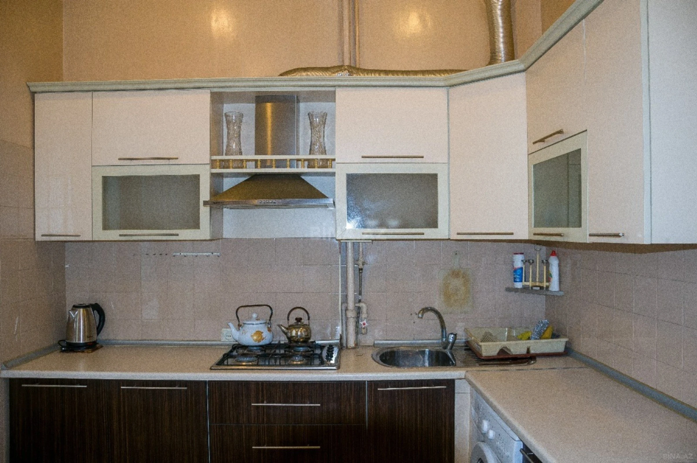 Kirayə verilir 2 otaqlı mənzil 65 m²