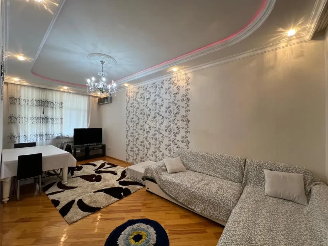 Satılır 3 otaqlı mənzil 100 m²
