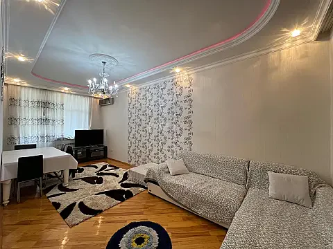 Satılır 3 otaqlı mənzil 100 m² — Bakı, Həzi Aslanov qəs. 3 otaq 100.00 m²