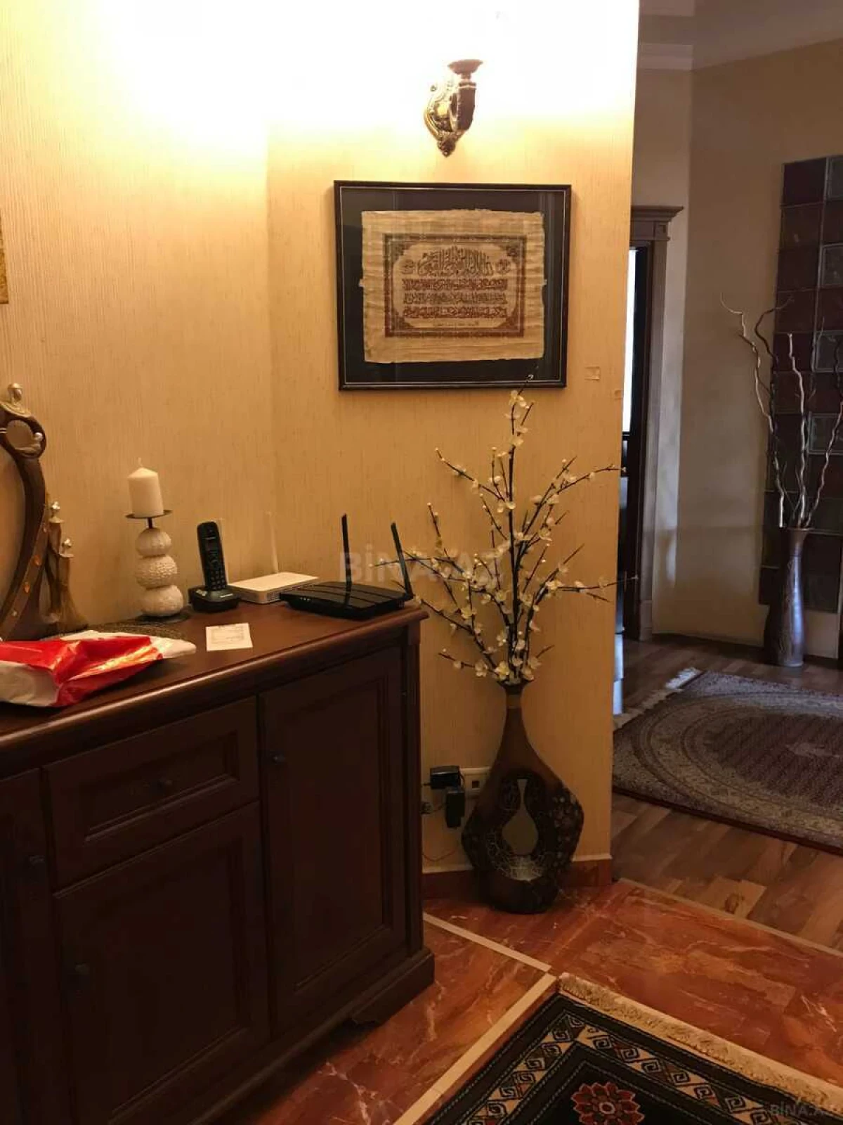 Kirayə verilir 2 otaqlı mənzil 90 m²