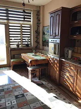 Kirayə verilir 2 otaqlı mənzil 90 m² — Bakı 2 otaq 90.00 m²