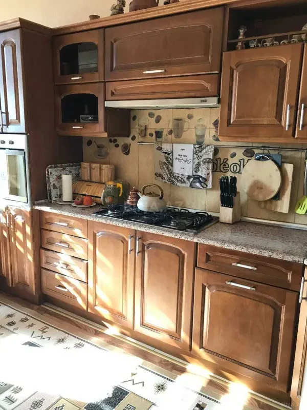 Kirayə verilir 2 otaqlı mənzil 90 m²