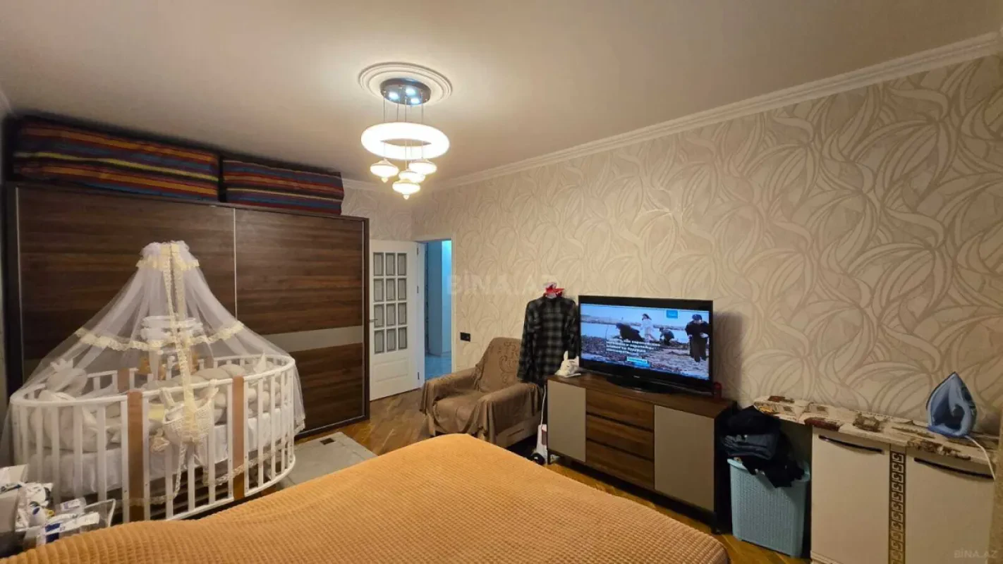 Satılır 3 otaqlı mənzil 100 m²