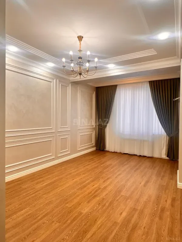 Satılır 3 otaqlı mənzil 116 m²