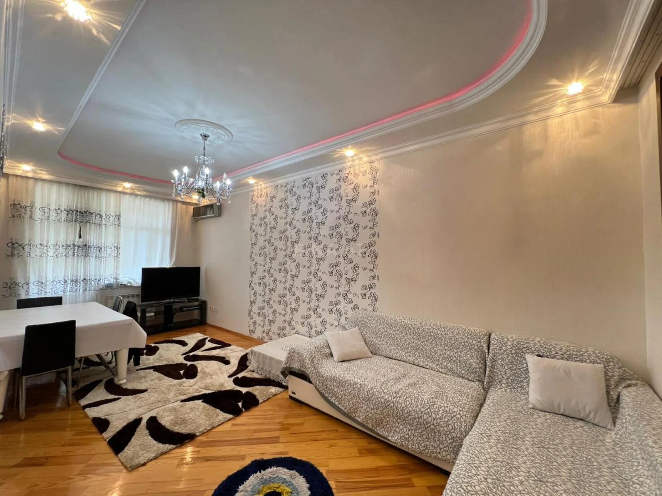 Satılır 3 otaqlı mənzil 100 m²