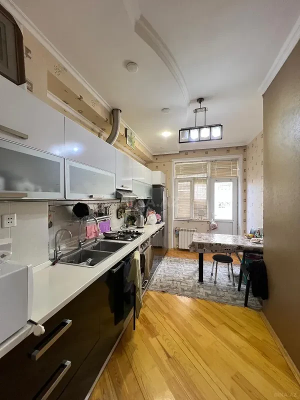 Satılır 3 otaqlı mənzil 100 m²