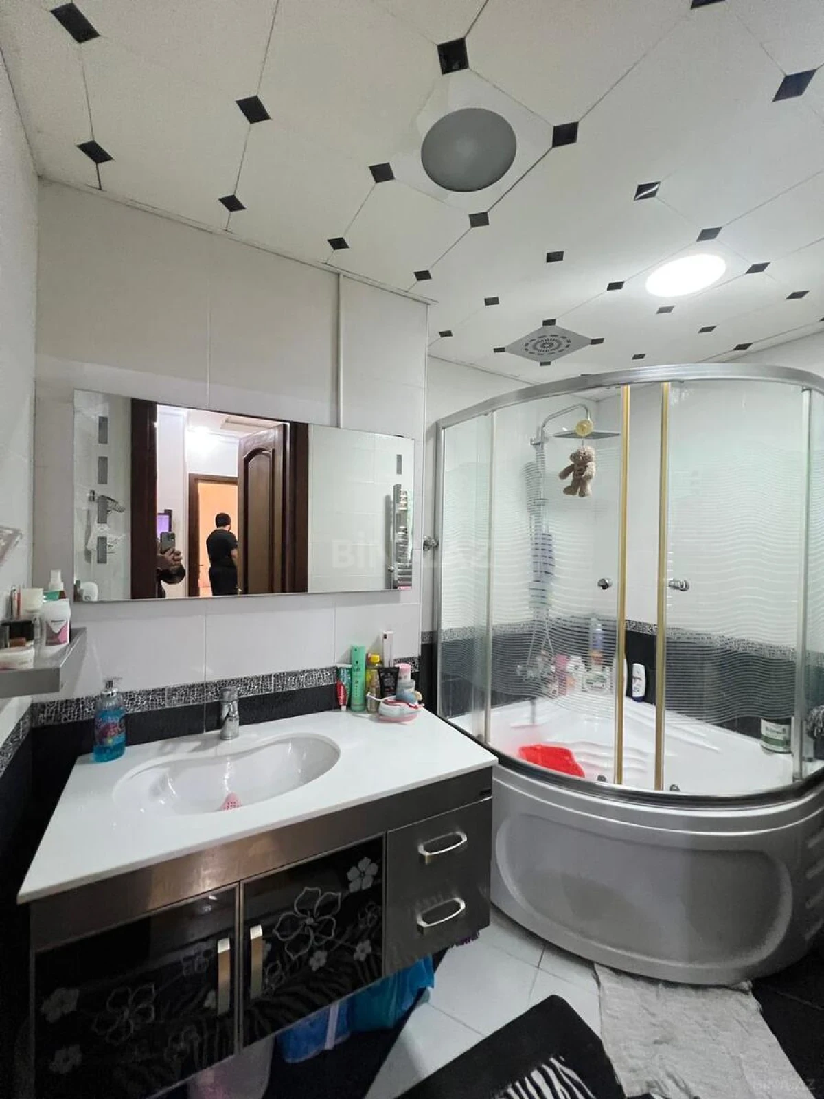 Satılır 3 otaqlı mənzil 100 m²