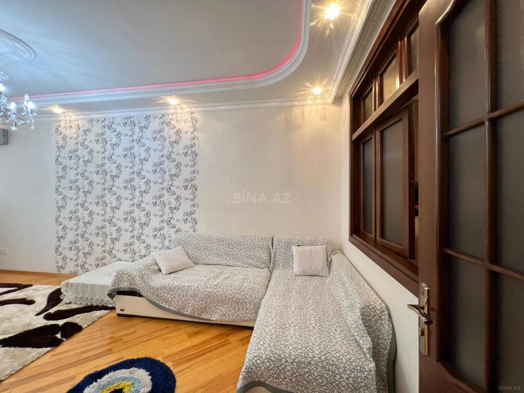 Satılır 3 otaqlı mənzil 100 m²