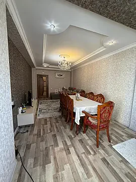 Satılır 2 otaqlı mənzil 67 m²