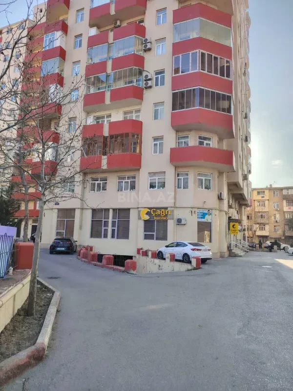 Satılır 2 otaqlı mənzil 67 m²