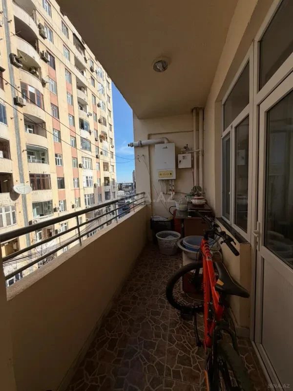 Satılır 2 otaqlı mənzil 67 m²