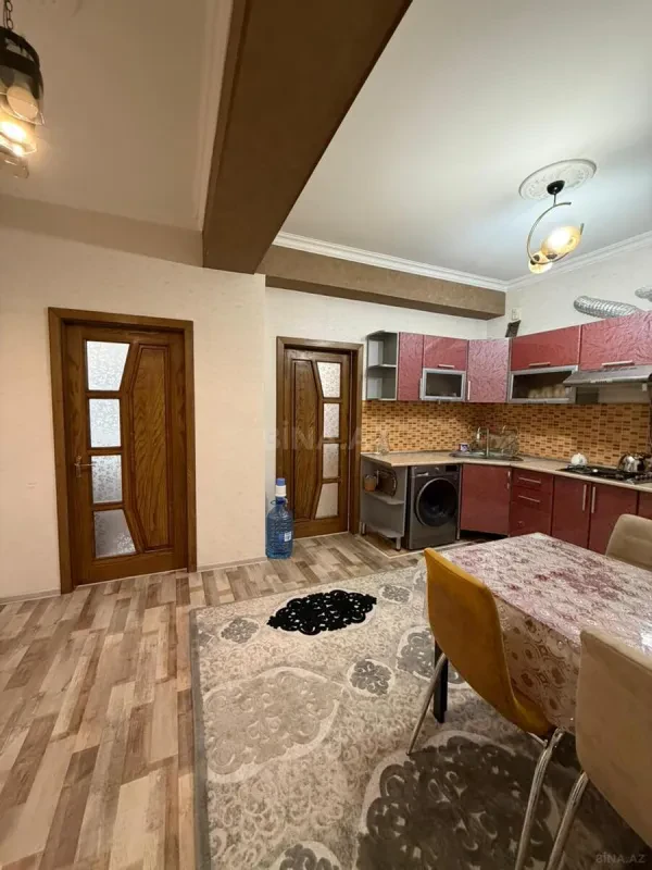 Satılır 2 otaqlı mənzil 67 m²