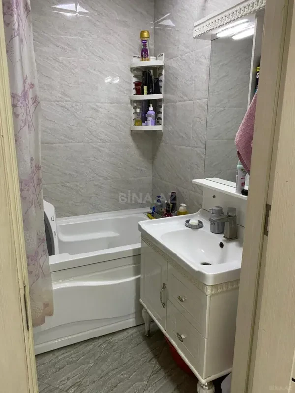 Satılır 2 otaqlı mənzil 78 m²
