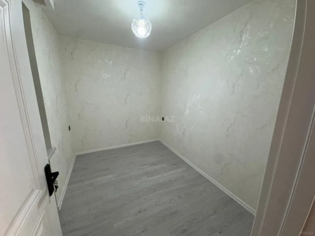 Satılır 3 otaqlı mənzil 56 m²