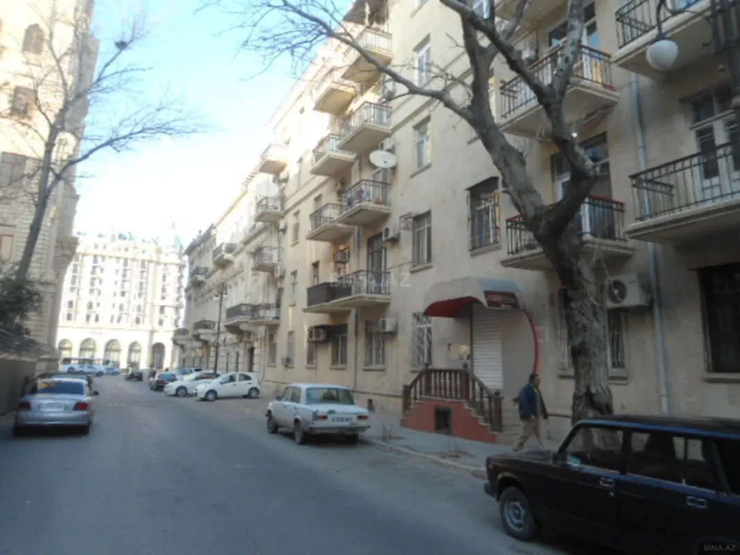 Kirayə verilir 3 otaqlı mənzil 77 m²