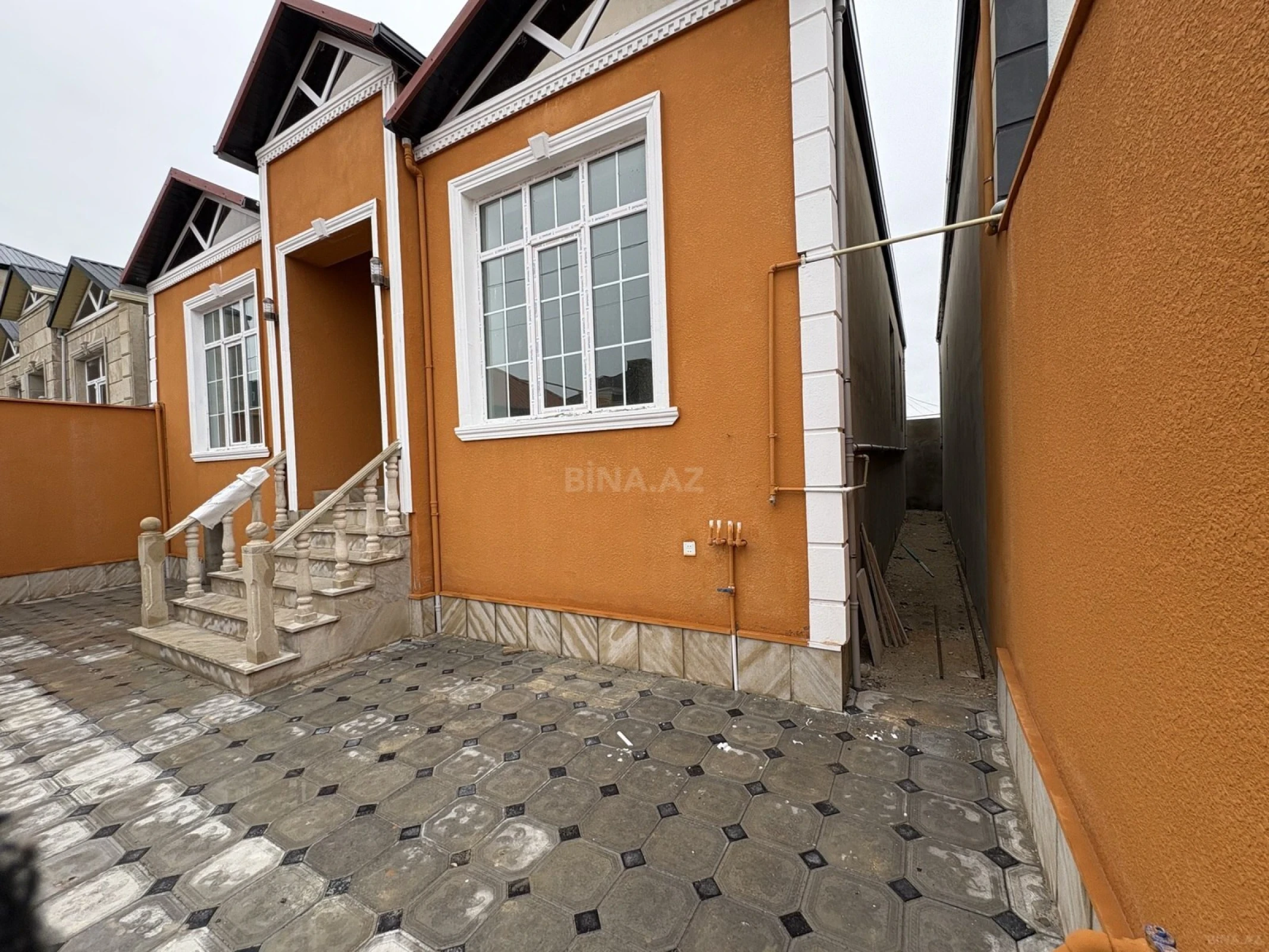 Satılır 4 otaqlı həyət evi 110 m²