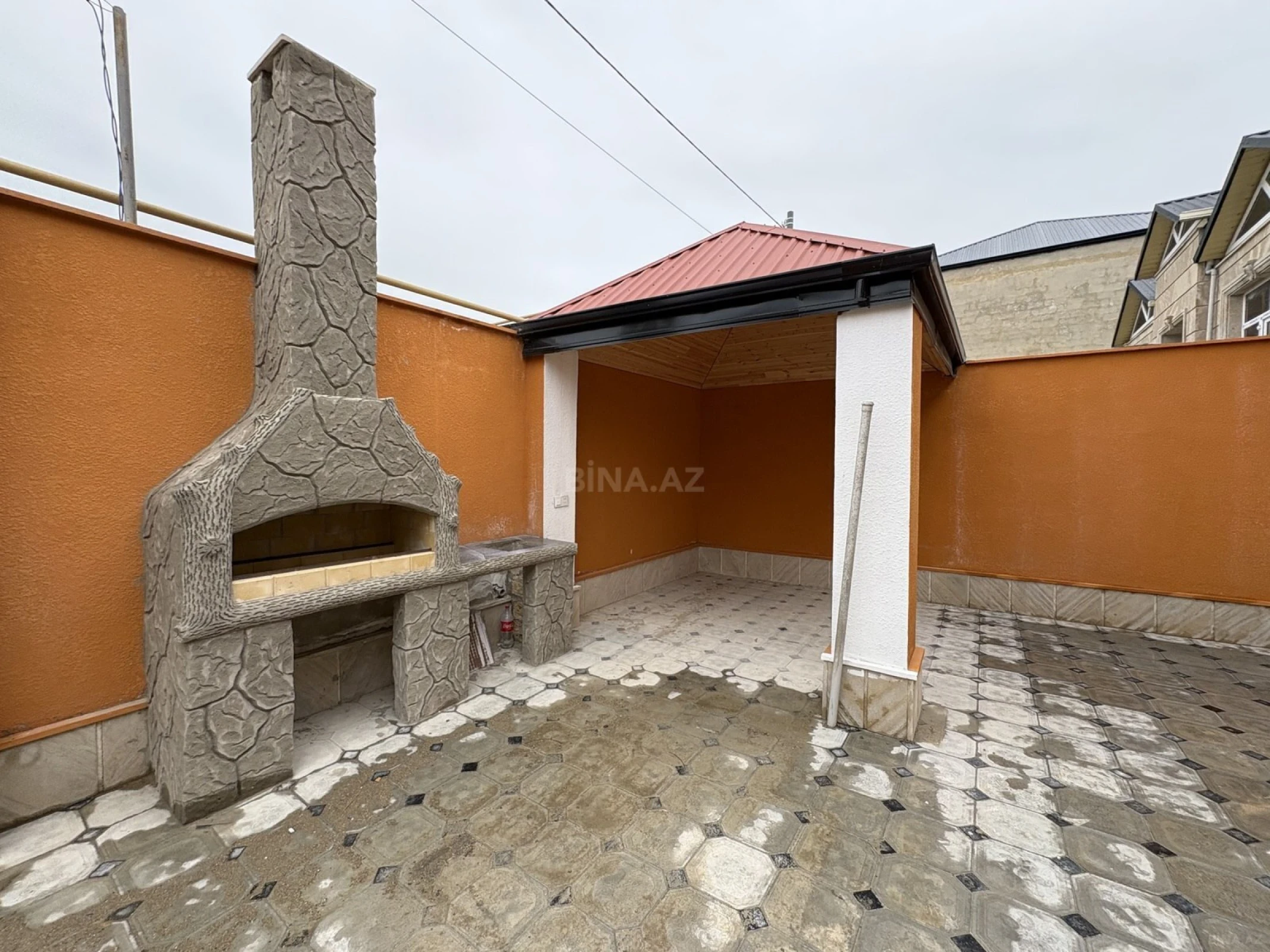 Satılır 4 otaqlı həyət evi 110 m²