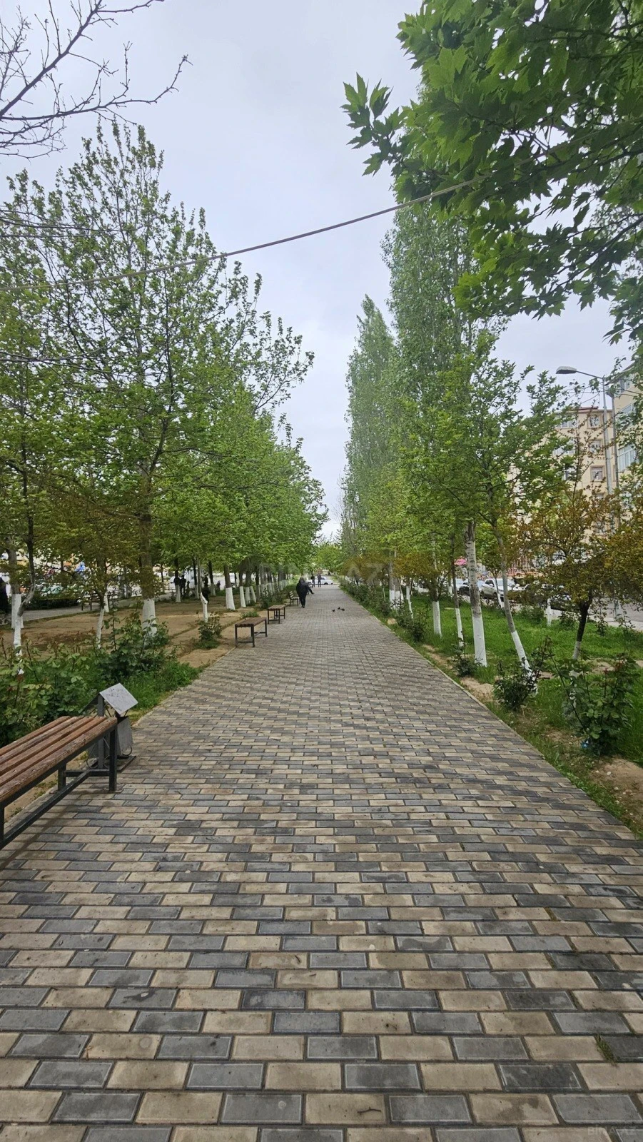 Satılır 2 otaqlı mənzil 42 m²