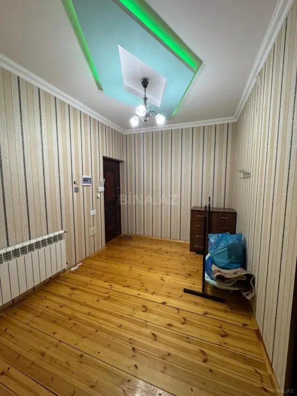 Satılır 2 otaqlı mənzil 65 m²