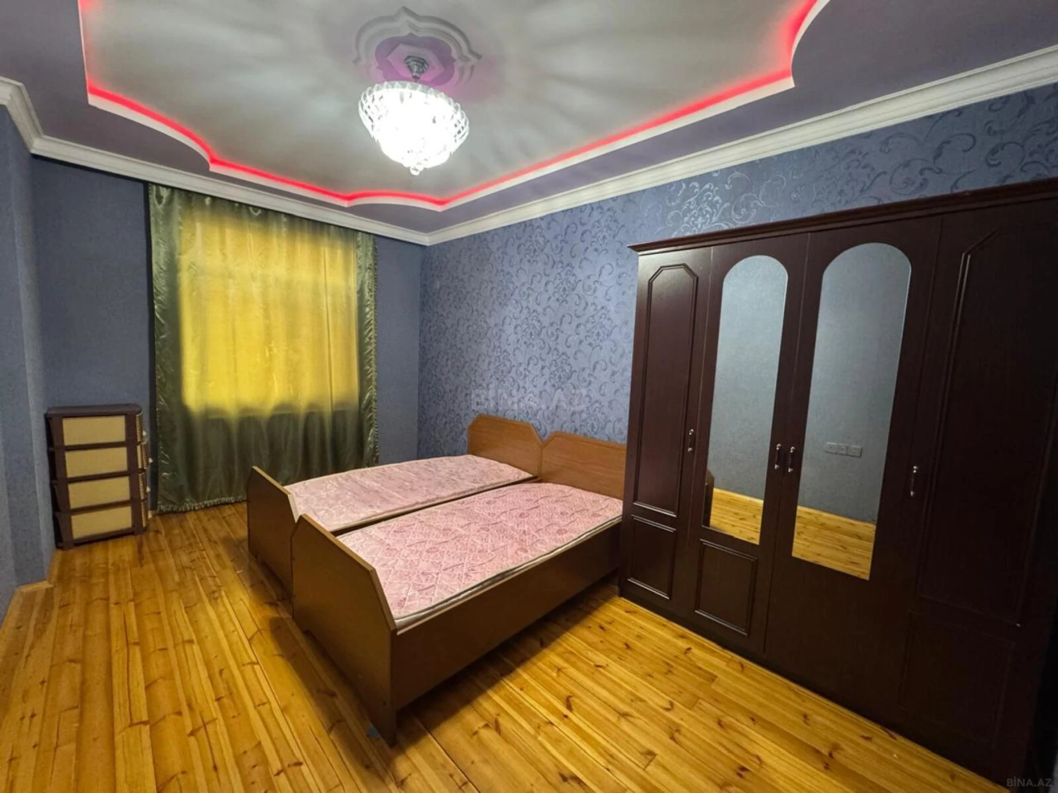 Satılır 2 otaqlı mənzil 65 m²