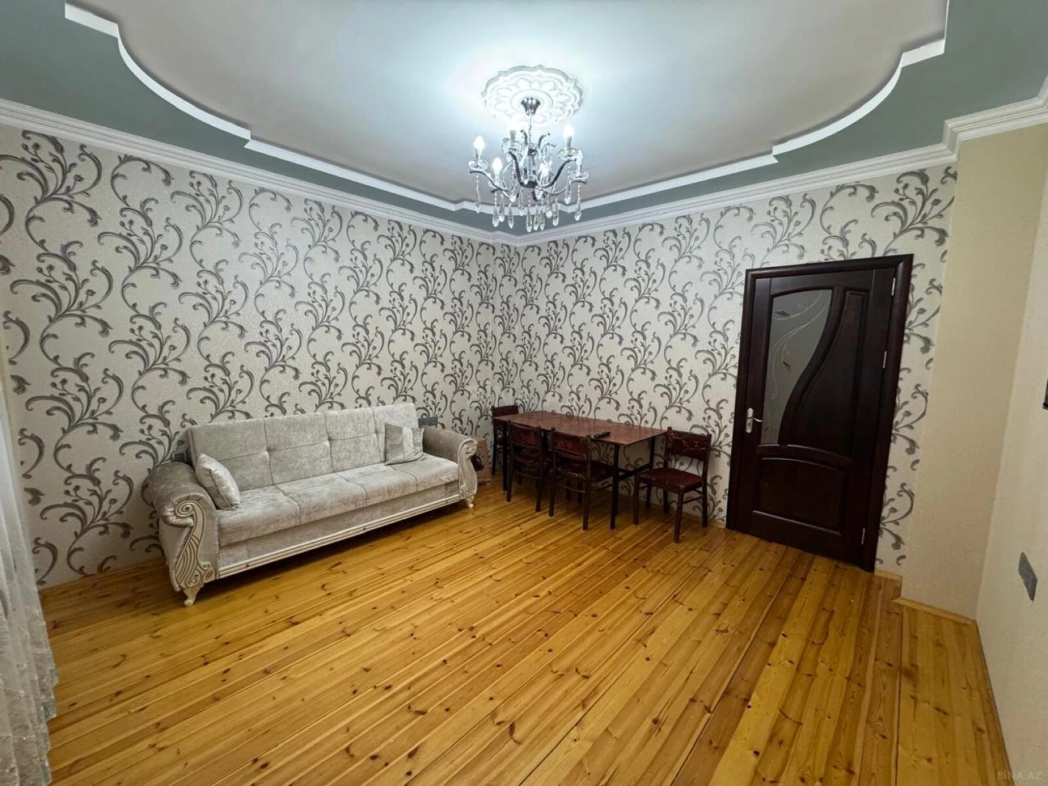 Satılır 2 otaqlı mənzil 65 m²