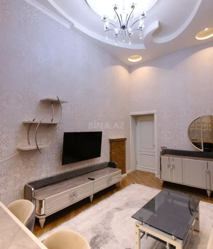 Kirayə verilir 3 otaqlı mənzil 80 m²