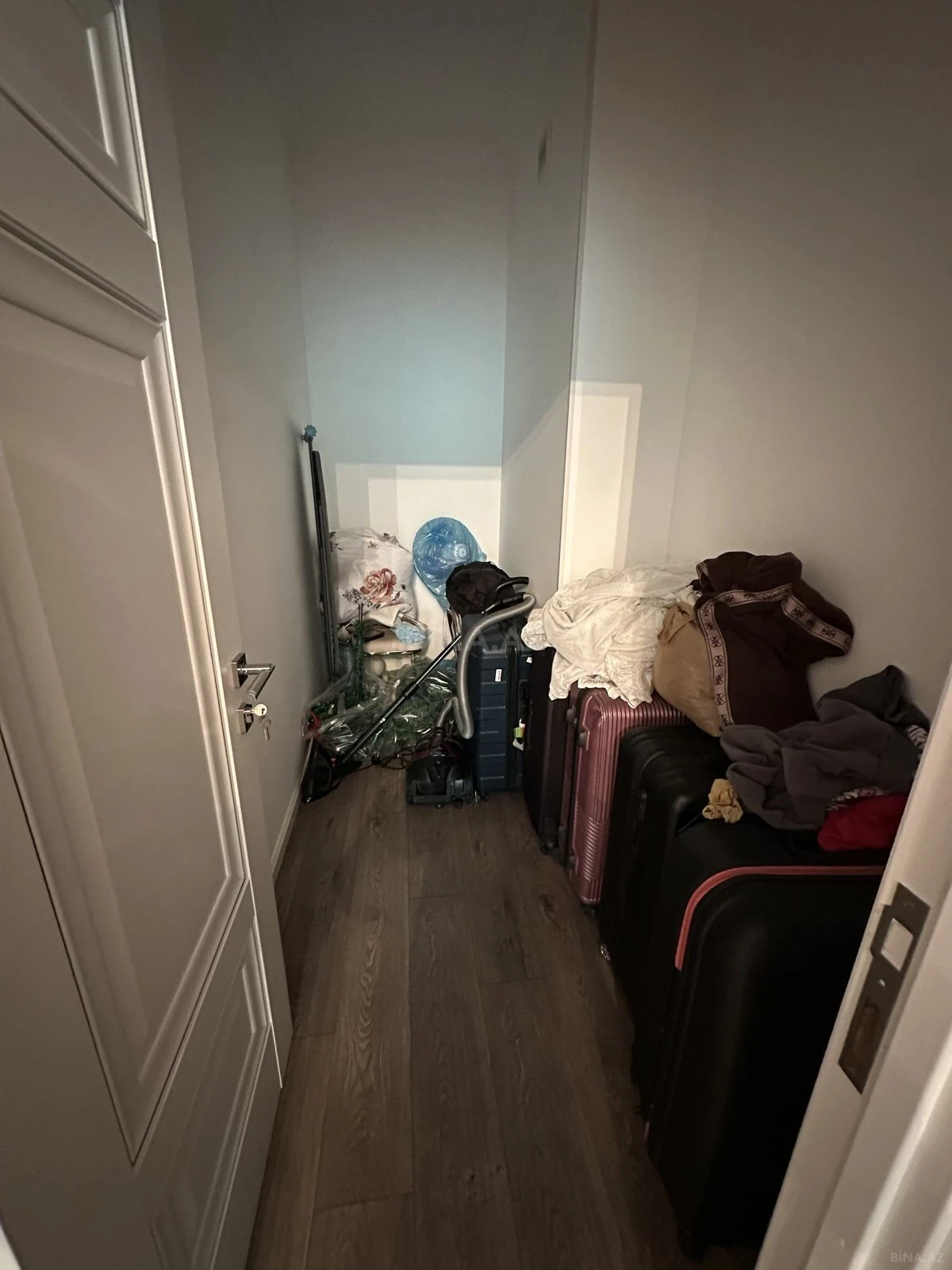 Satılır 3 otaqlı mənzil 94 m²