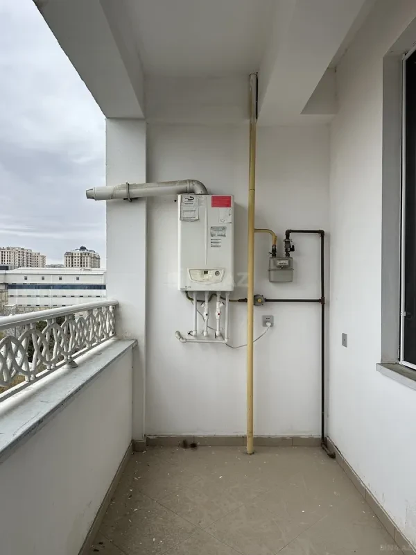 Satılır 3 otaqlı mənzil 94 m²
