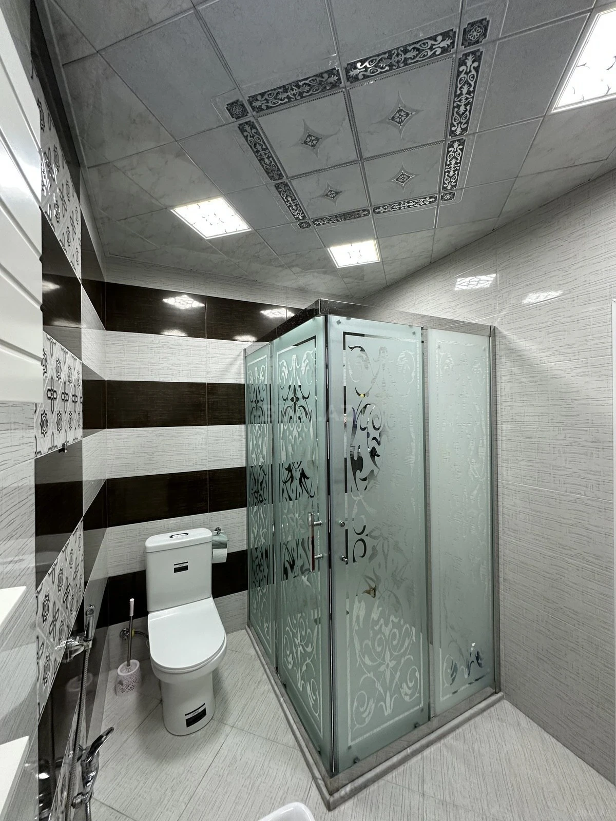 Satılır 3 otaqlı mənzil 94 m²