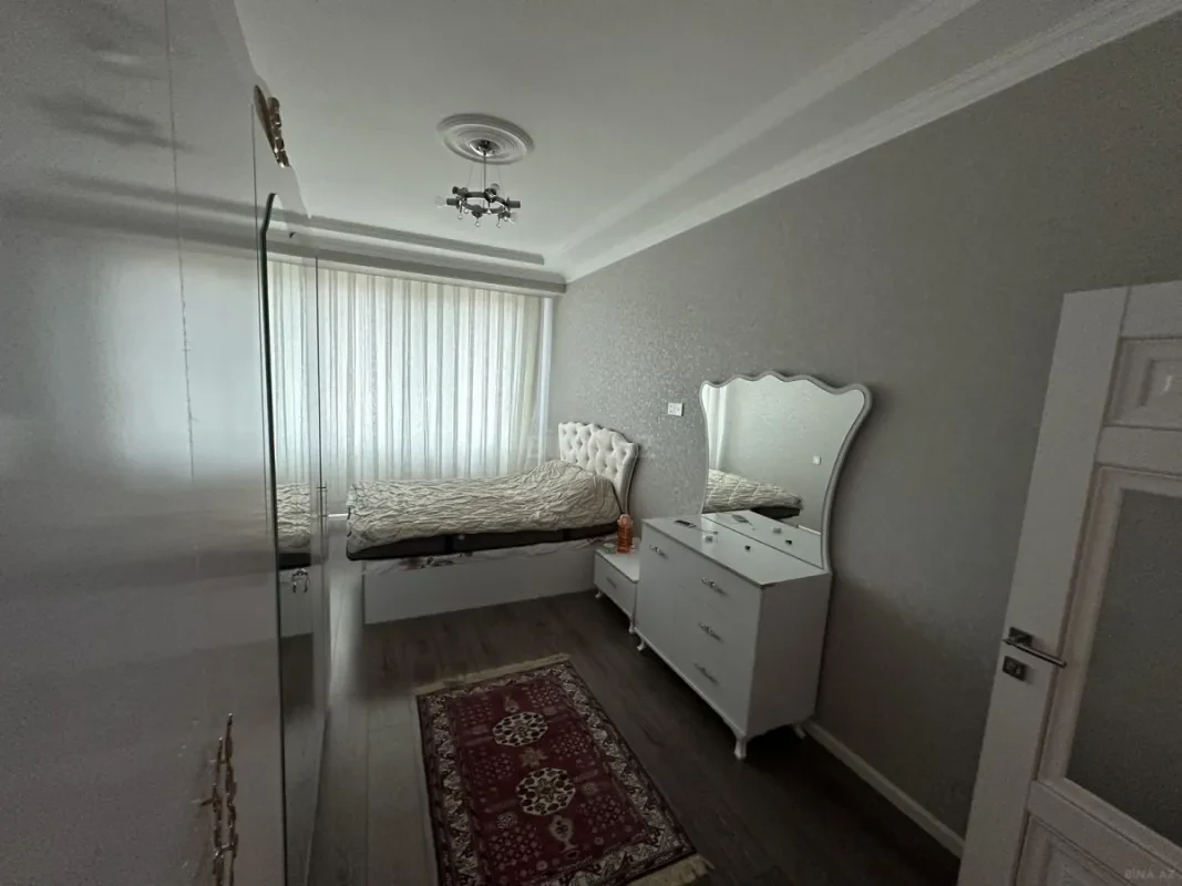 Satılır 3 otaqlı mənzil 94 m²