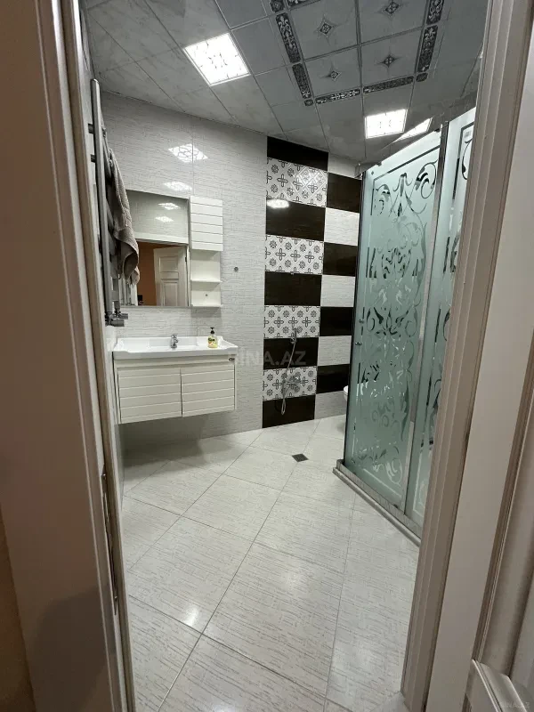 Satılır 3 otaqlı mənzil 94 m²