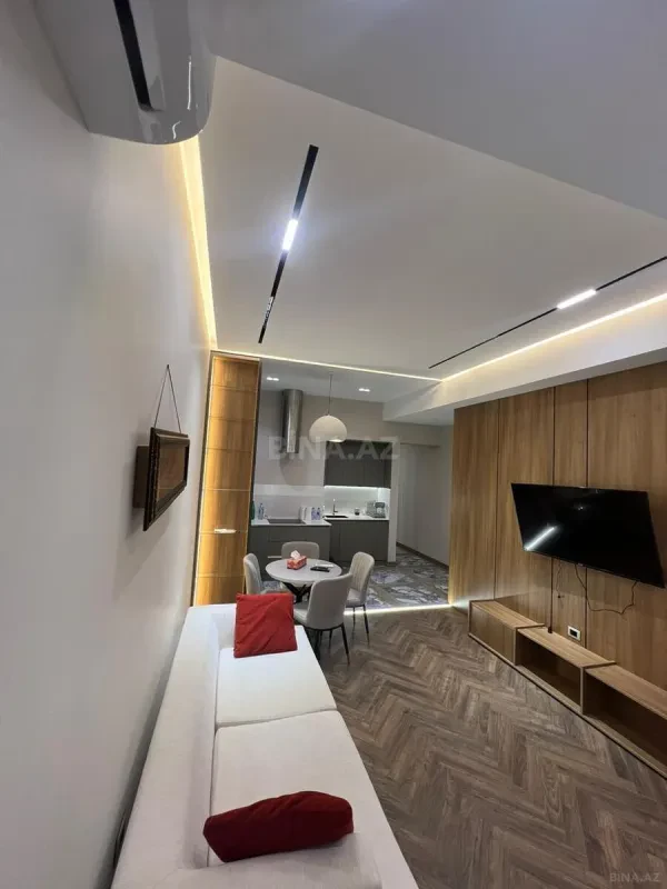 Kirayə verilir 2 otaqlı mənzil 60 m²