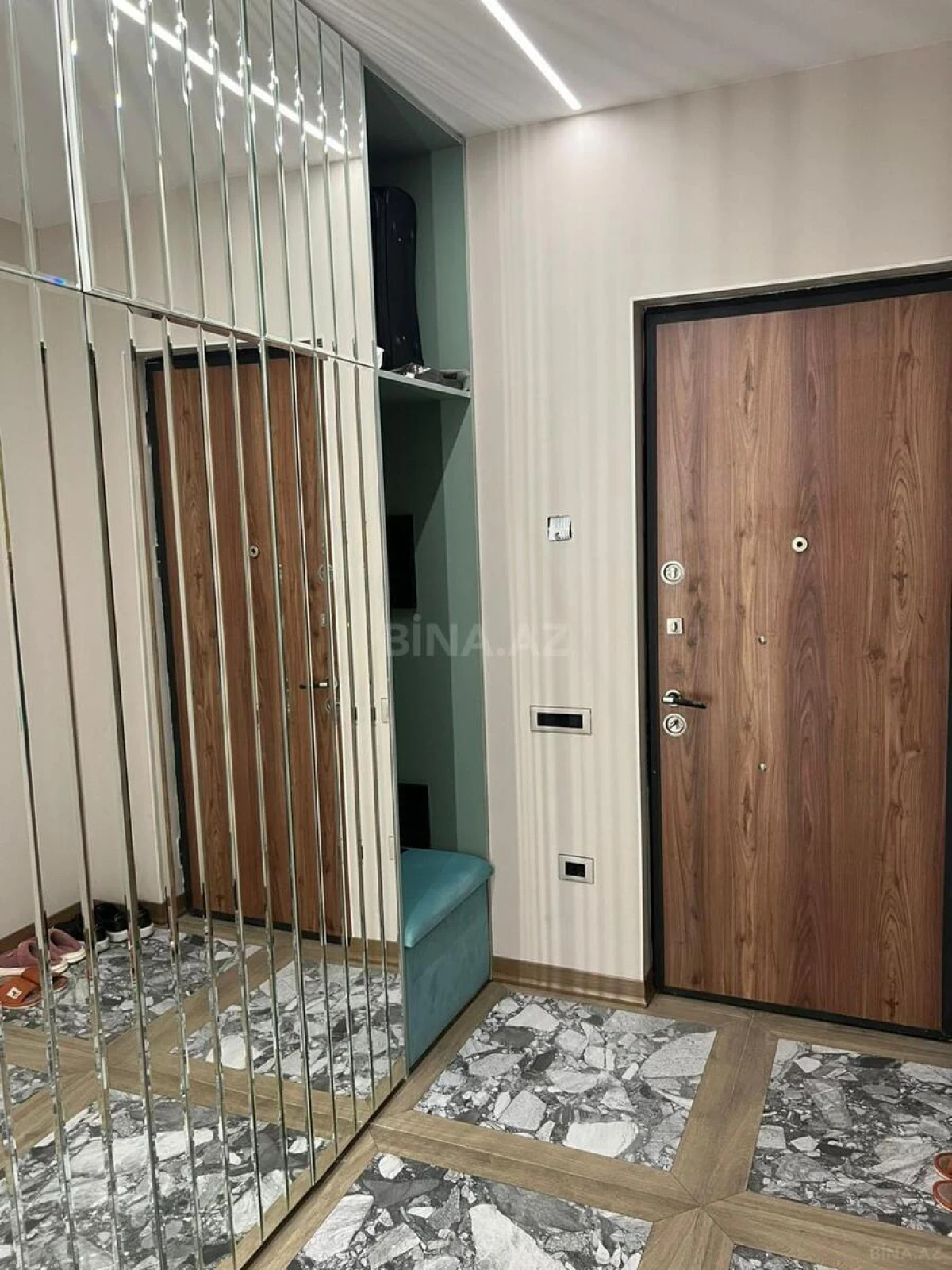 Kirayə verilir 2 otaqlı mənzil 60 m²
