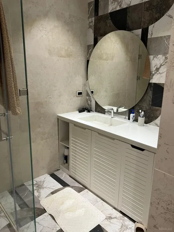Kirayə verilir 2 otaqlı mənzil 60 m²