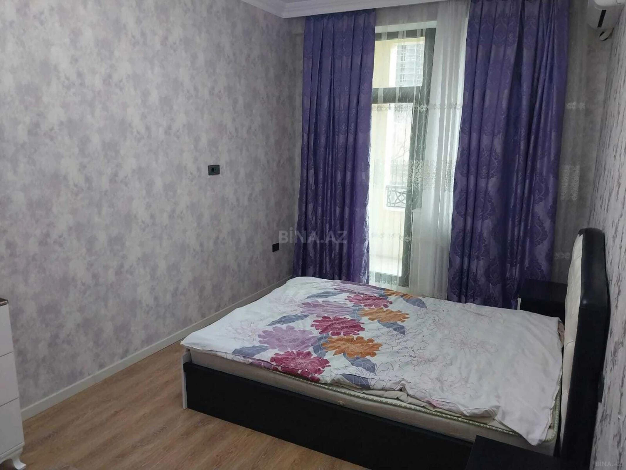 Kirayə verilir 2 otaqlı mənzil 88 m²