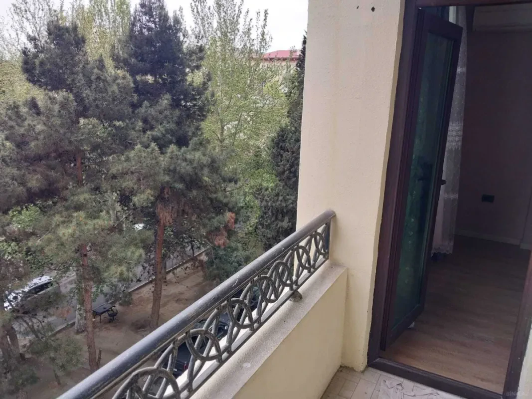 Kirayə verilir 2 otaqlı mənzil 88 m²