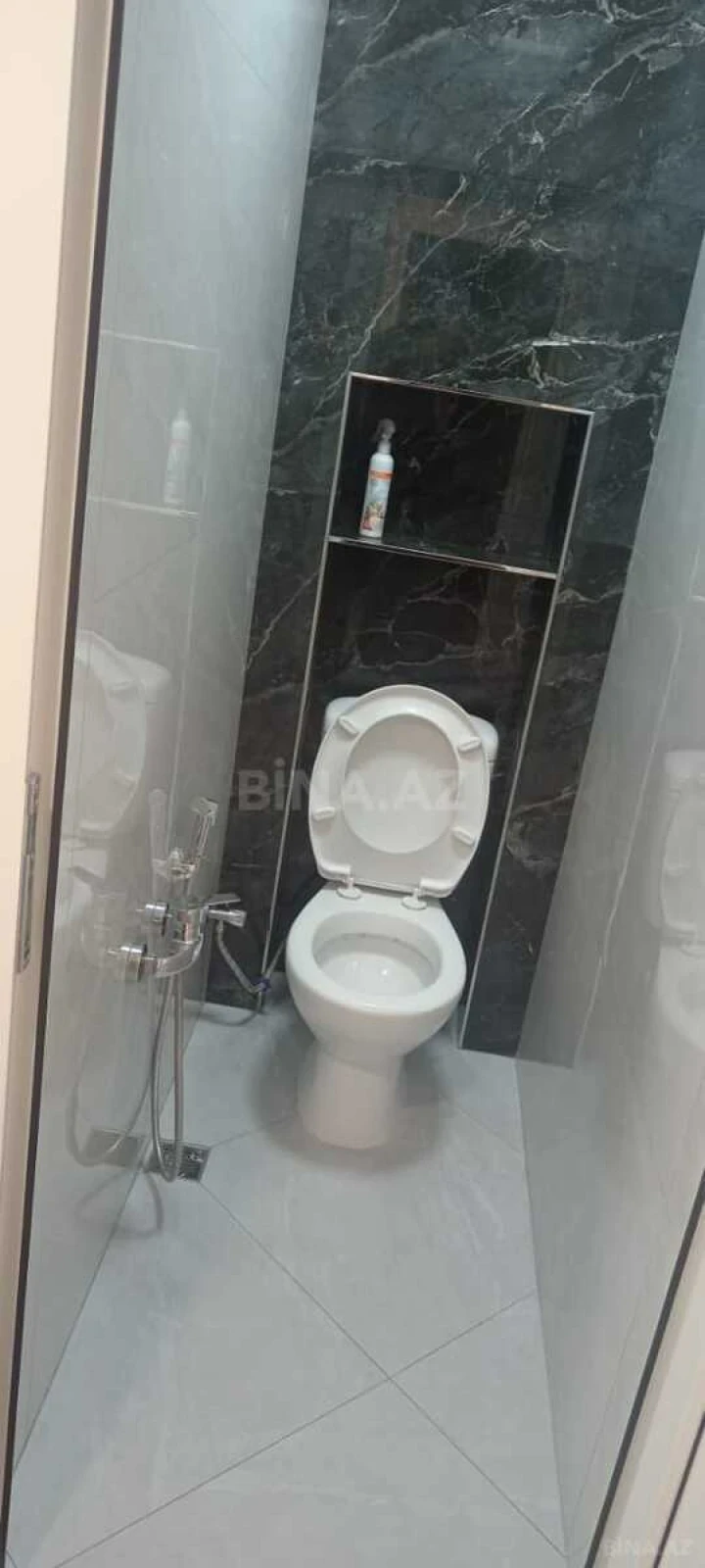 Kirayə verilir 2 otaqlı mənzil 60 m²