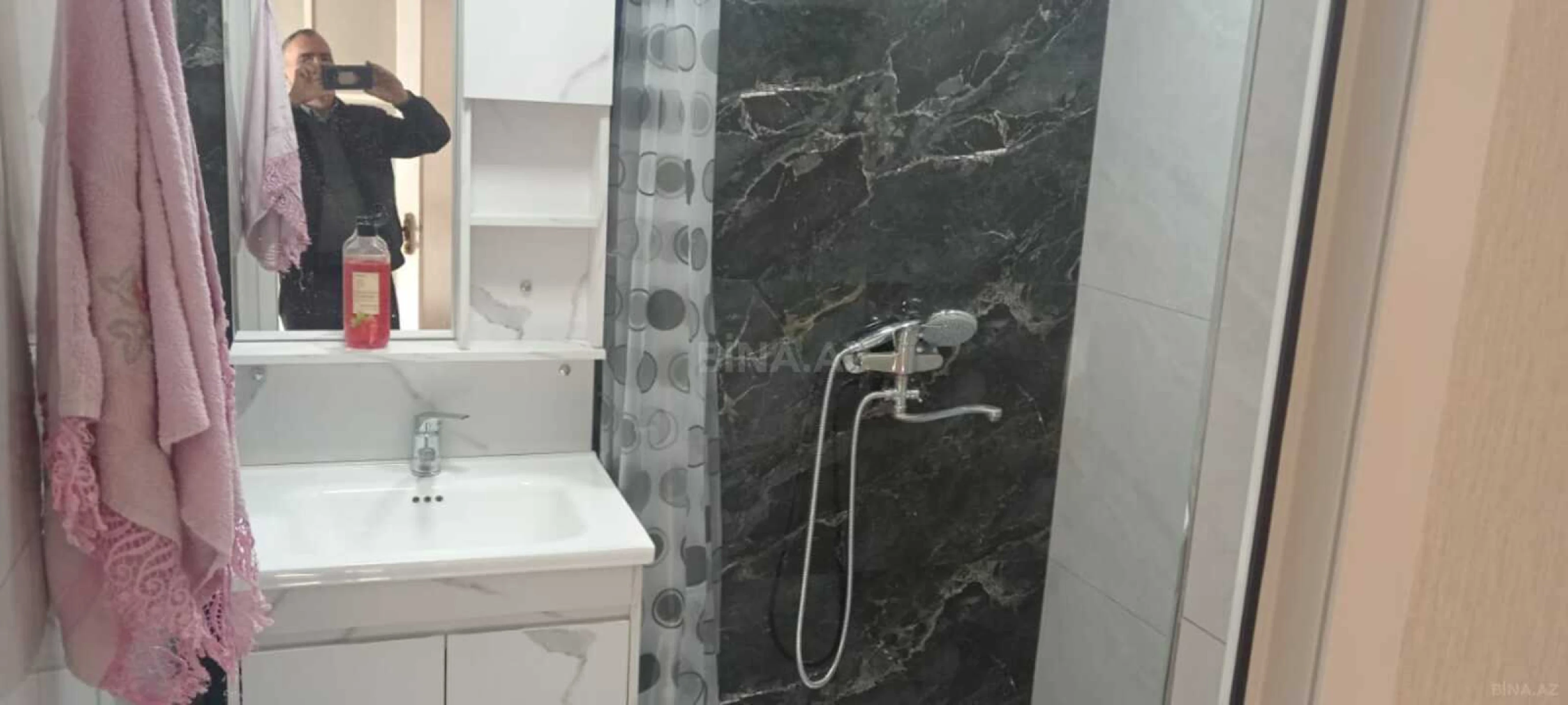 Kirayə verilir 2 otaqlı mənzil 60 m²