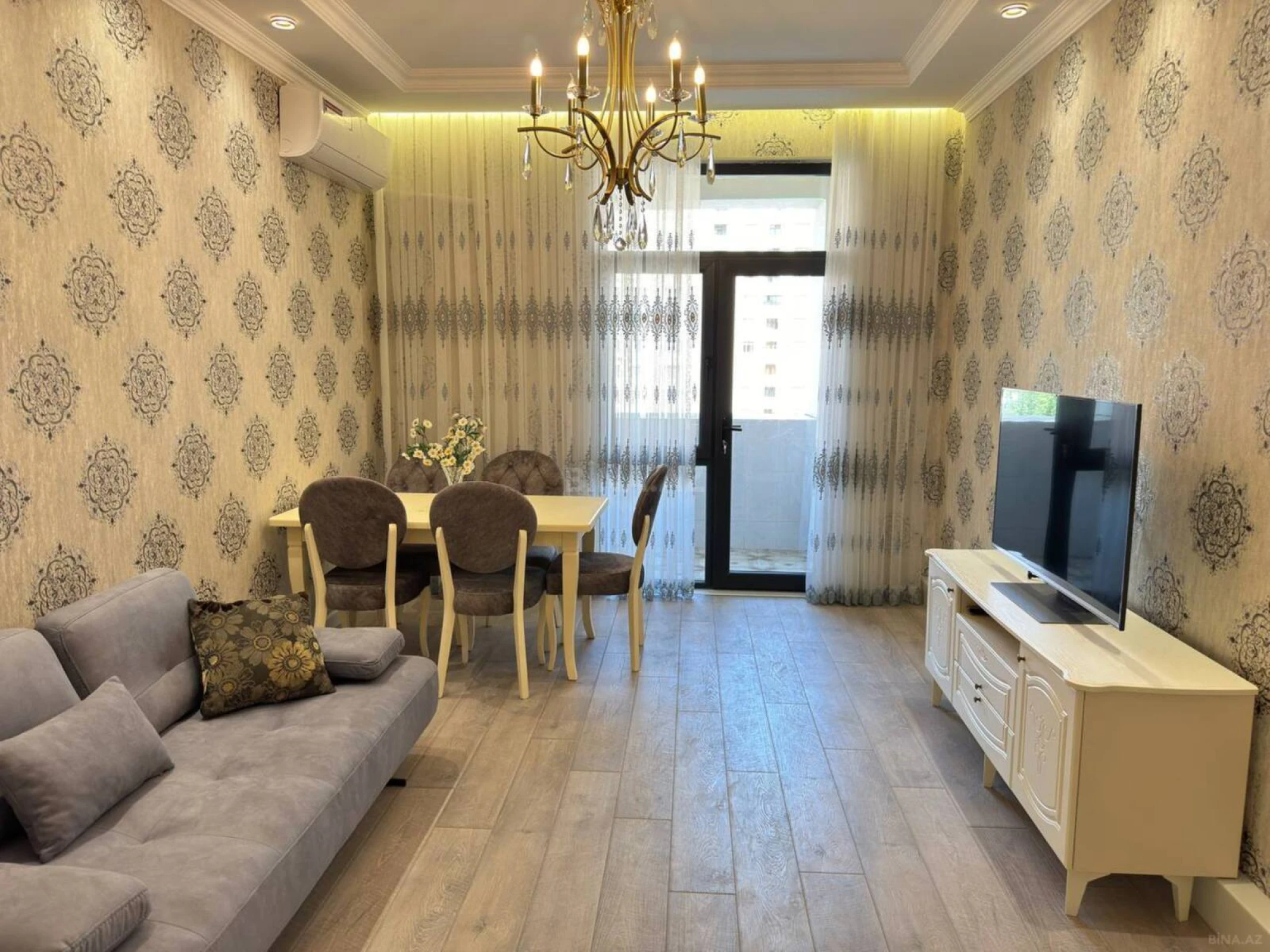 Kirayə verilir 3 otaqlı mənzil 120 m²