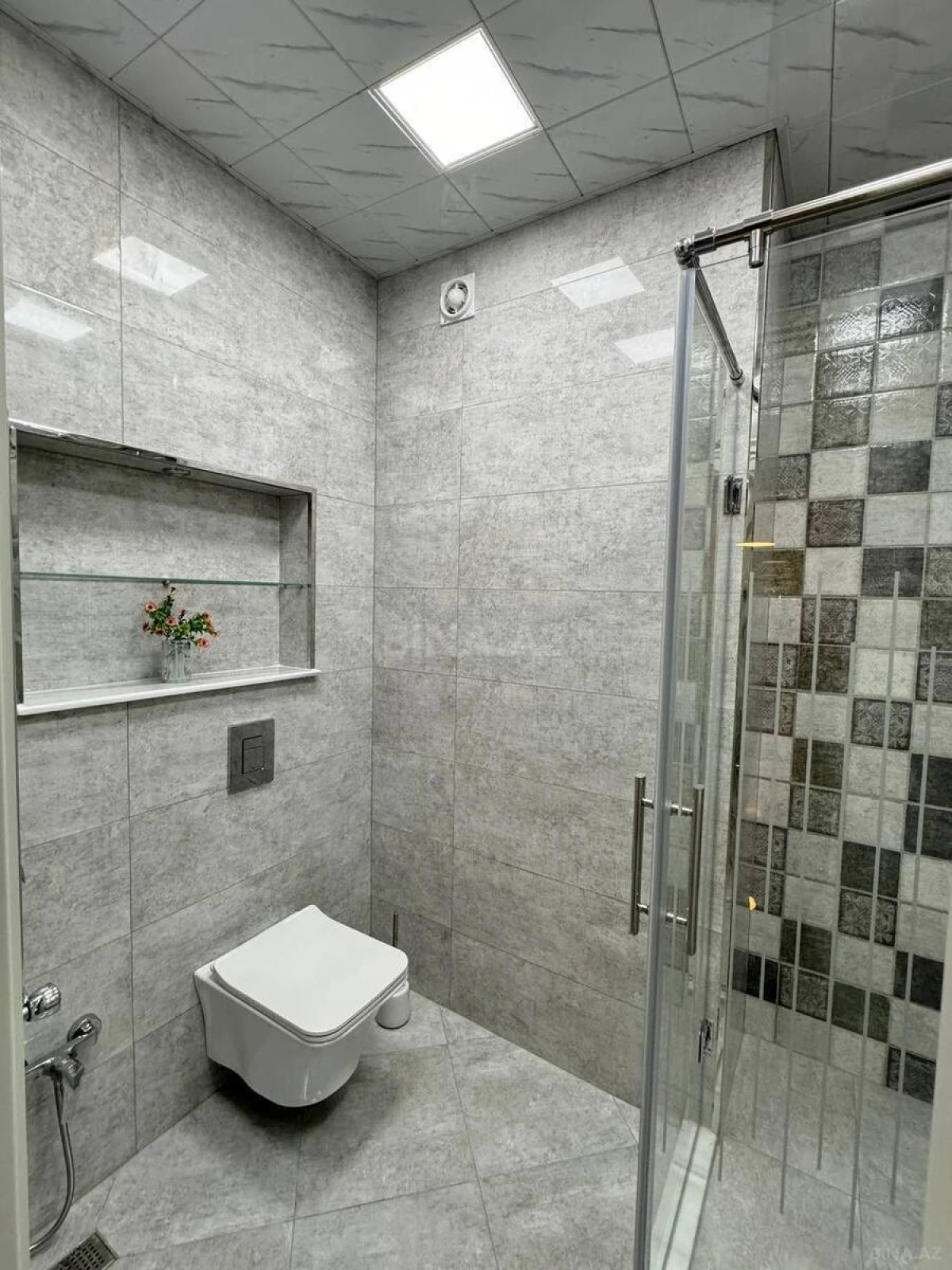 Kirayə verilir 3 otaqlı mənzil 120 m²